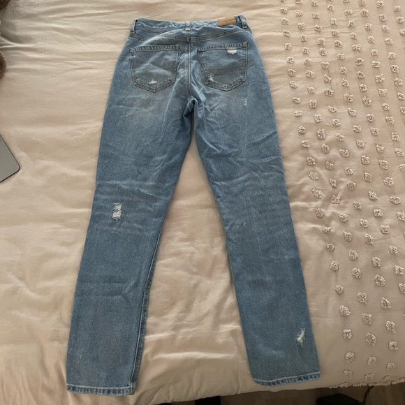 American eagle ripped mom jeans - Picture 3 of 5